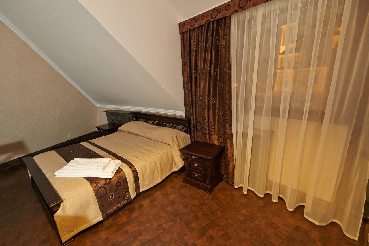 Отели типа «постель и завтрак» Charivna Taistra Бровары-26